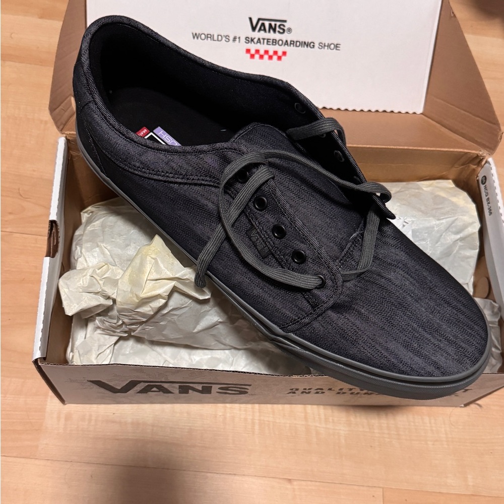 Vans black skateboarding shoes 16 US